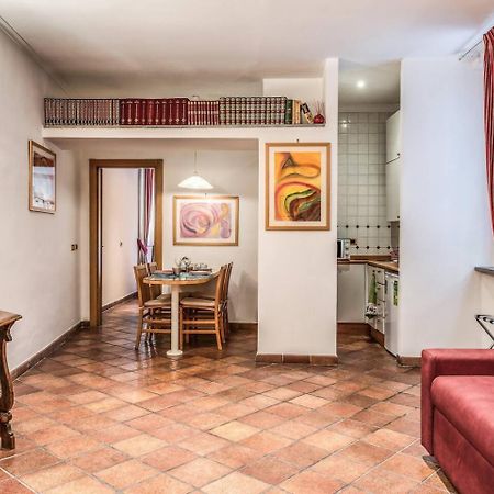 Appartement Cozy Flat In Trevi Fountain à Rome Extérieur photo