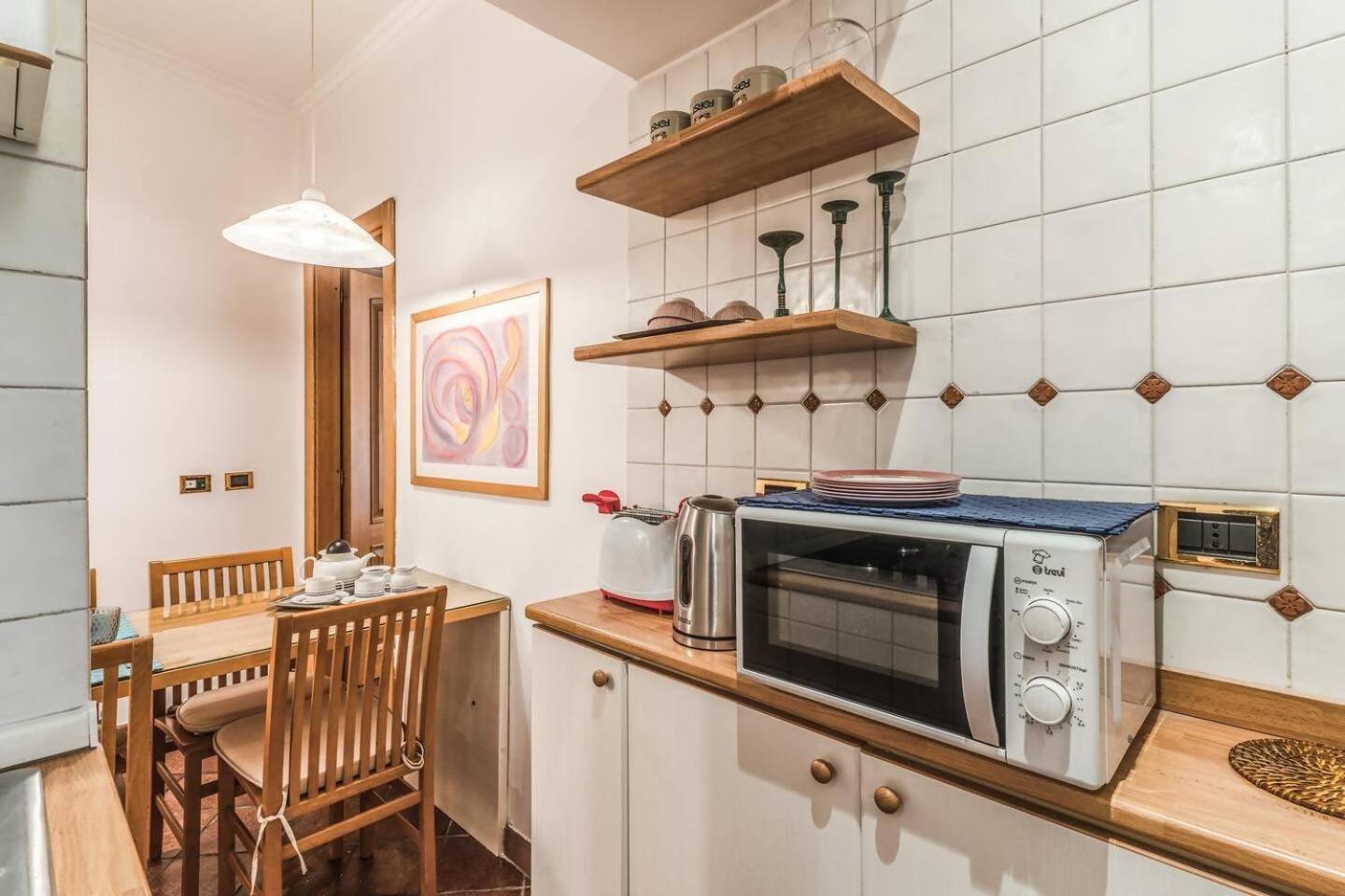 Appartement Cozy Flat In Trevi Fountain à Rome Extérieur photo