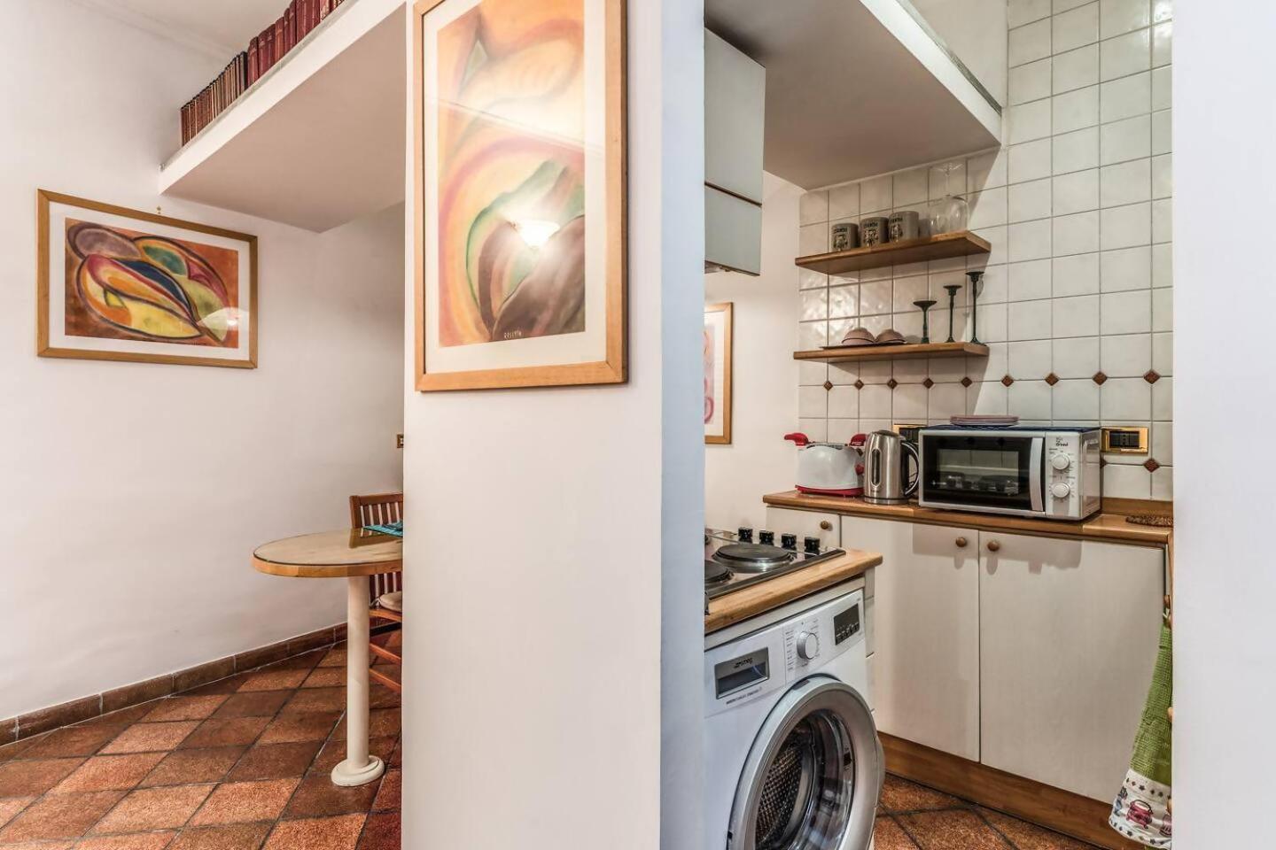 Appartement Cozy Flat In Trevi Fountain à Rome Extérieur photo