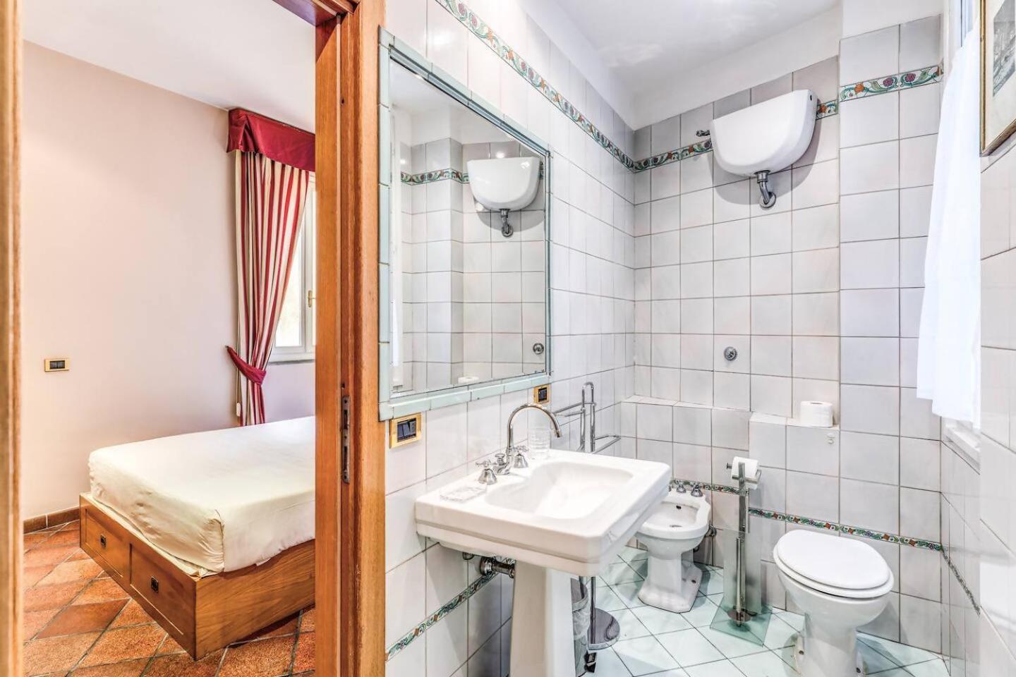 Appartement Cozy Flat In Trevi Fountain à Rome Extérieur photo