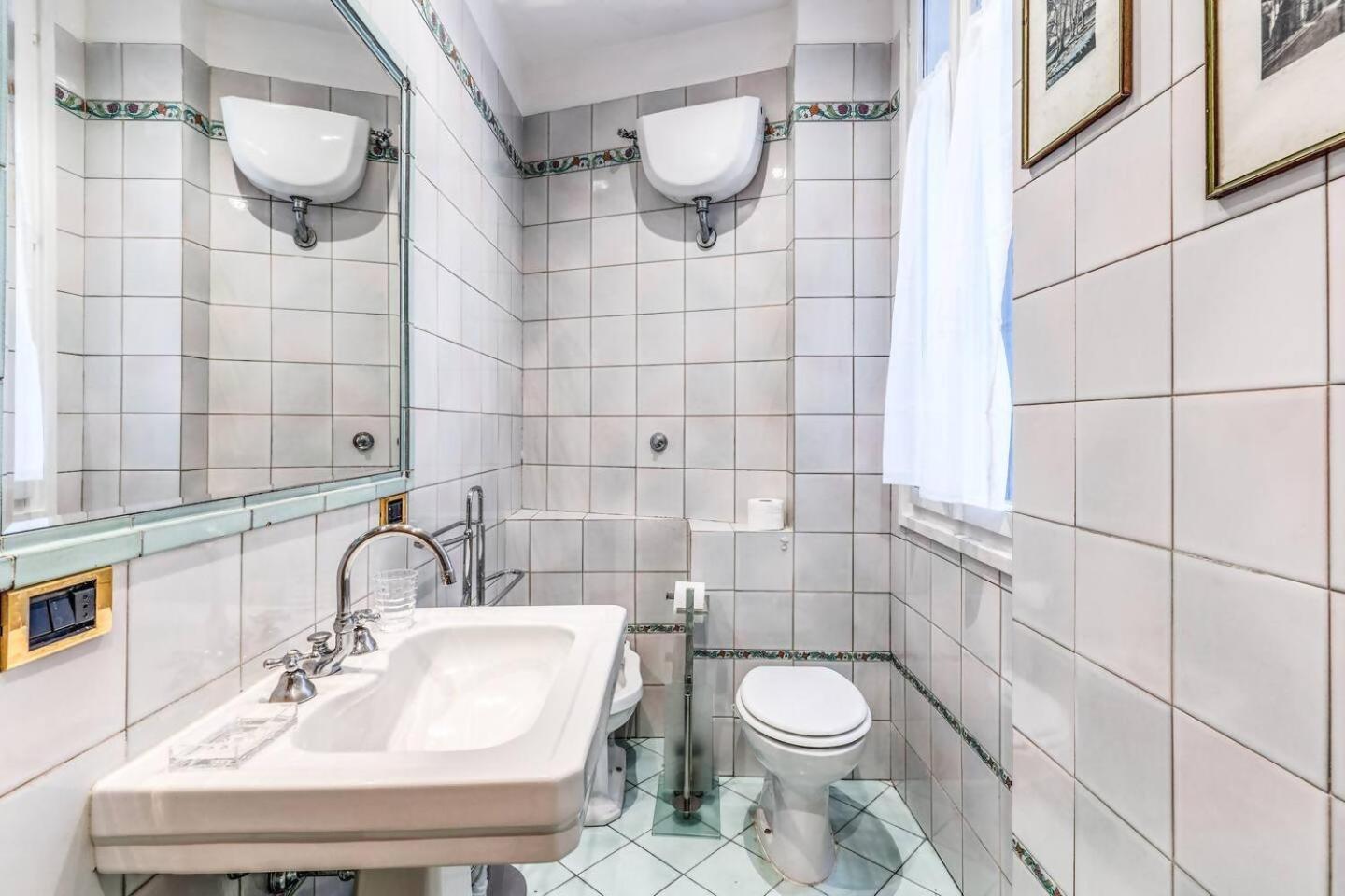 Appartement Cozy Flat In Trevi Fountain à Rome Extérieur photo
